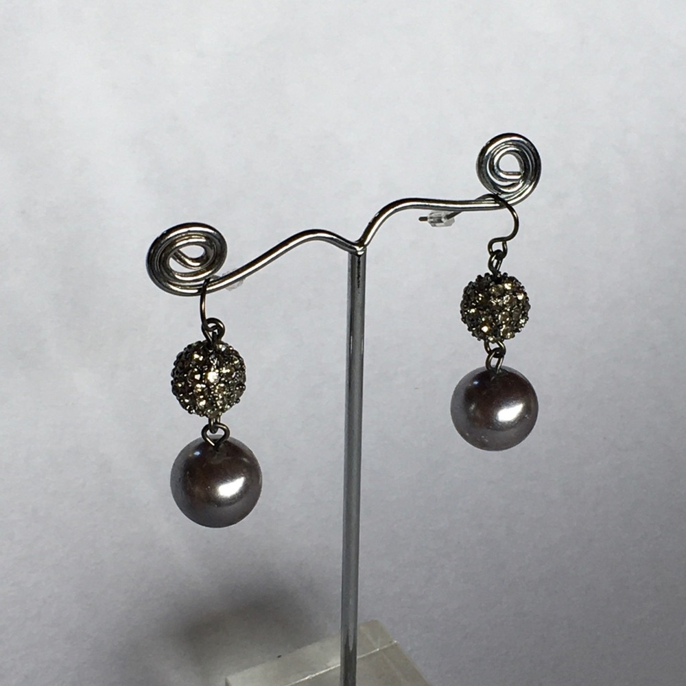 Women’s Drop Earings